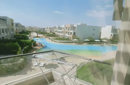Chalet - 2 Bedrooms - 2 Bathrooms for sale in Azha - Al Ain Al Sokhna - Suez