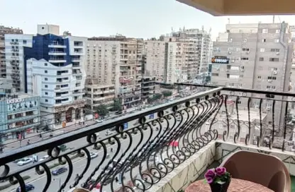 شقة - 3 غرف نوم - 1 حمام للايجار في شارع عباس العقاد - المنطقة الأولى - مدينة نصر - القاهرة