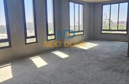 Office Space - Studio - 1 Bathroom for rent in District 5 - 5th Settlement Compounds - The 5th Settlement - New Cairo City - Cairo
