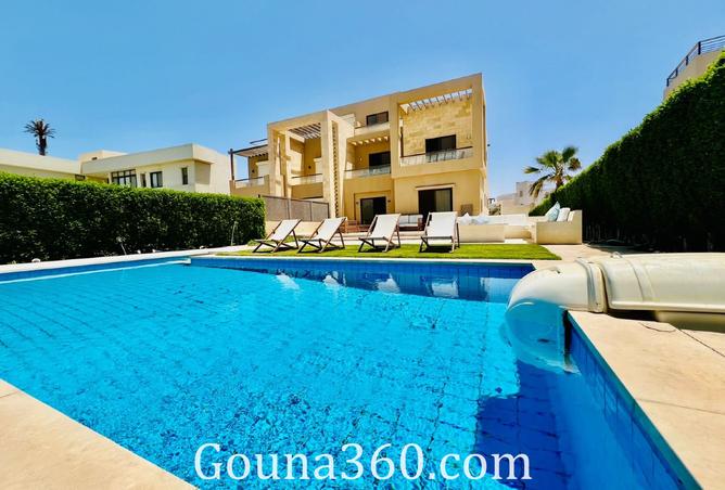 8334637 - Property Image 2