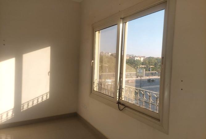 8088045 - Property Image 2
