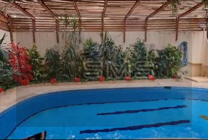 8219000 - Property Image 2