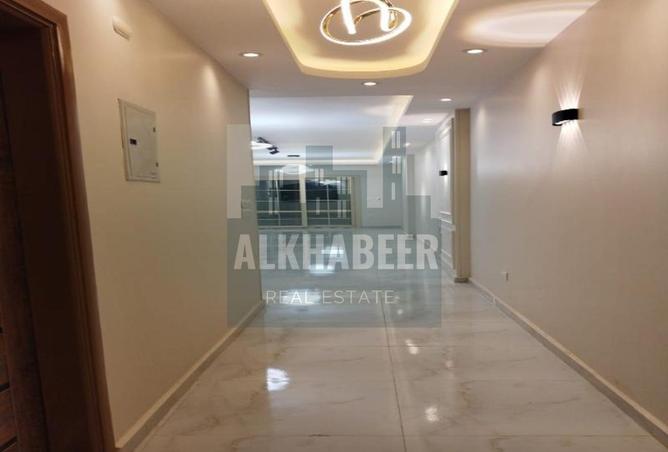 8180495 - Property Image 2