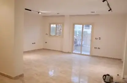 Apartment - 3 Bedrooms - 2 Bathrooms for rent in North Lotus - El Lotus - New Cairo City - Cairo