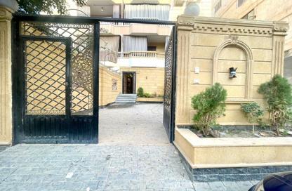 Apartment - 3 Bedrooms - 3 Bathrooms for sale in Gate 2 - Ahmose - Hadayek El Ahram - Giza