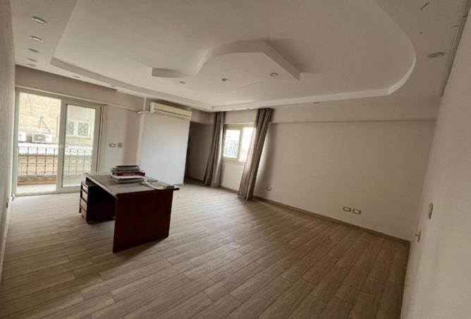 8269100 - Property Image 2