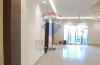 Apartment - 2 Bedrooms - 3 Bathrooms for rent in October Plaza - 6 October Compounds - 6 October City - Giza