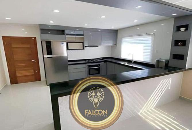 8222220 - Property Image 3