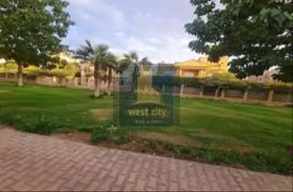 Villa - 5 Bedrooms - 5 Bathrooms for sale in Royal City - Sheikh Zayed Compounds - Sheikh Zayed City - Giza