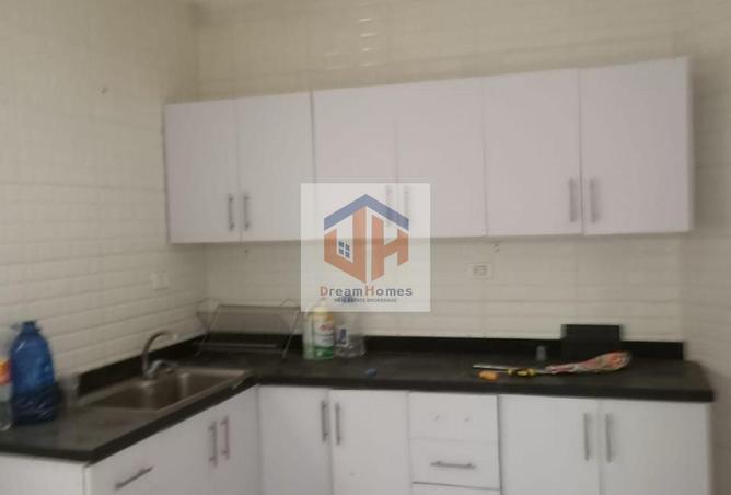 8083912 - Property Image 2