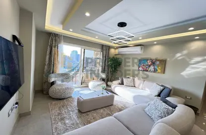 Apartment - 3 Bedrooms - 3 Bathrooms for rent in Ahmed Orabi St. - Mohandessin - Giza