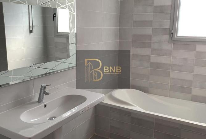 8036930 - Property Image 3