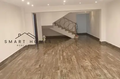 منزل مزدوج - 4 غرف نوم - 4 حمامات للايجار في بيراميدز ووك - وصلة دهشور الجنوبية - مدينة 6 أكتوبر - الجيزة