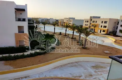 Chalet - 2 Bedrooms - 2 Bathrooms for sale in Azha - Al Ain Al Sokhna - Suez