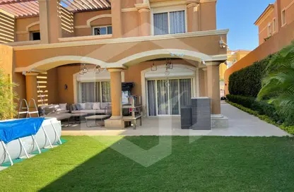 Twin House - 3 Bedrooms - 4 Bathrooms for sale in Royal Meadows - Sheikh Zayed Compounds - Sheikh Zayed City - Giza