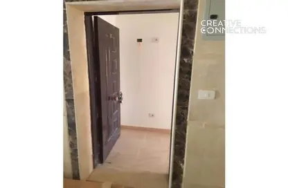 Apartment - 3 Bedrooms - 1 Bathroom for sale in El Shorouk Compounds - Shorouk City - Cairo