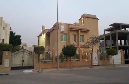 Villa - 7+ Bedrooms - 7+ Bathrooms for sale in Beverly Hills - Sheikh Zayed Compounds - Sheikh Zayed City - Giza