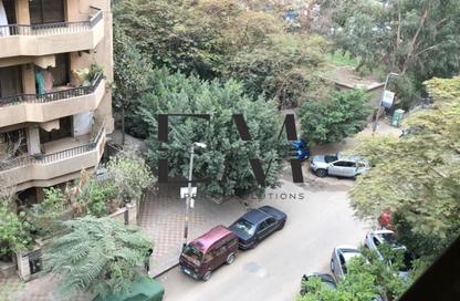 Apartment - 3 Bedrooms - 2 Bathrooms for sale in Mohamed Hassanein Heikal St. - 6th Zone - Nasr City - Cairo
