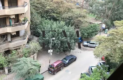 Apartment - 3 Bedrooms - 2 Bathrooms for sale in Mohamed Hassanein Heikal St. - 6th Zone - Nasr City - Cairo