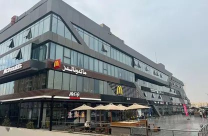 Shop - Studio - 1 Bathroom for sale in The Gate Plaza Mall - 10th District - Sheikh Zayed City - Giza