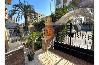 Full Floor - Studio - 4 Bathrooms for rent in New Maadi - Hay El Maadi - Cairo