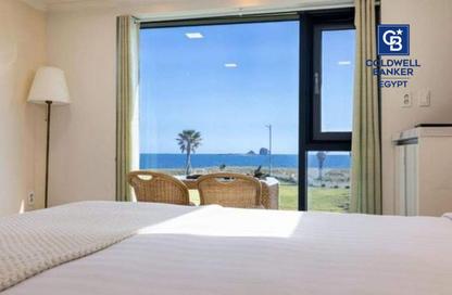 Chalet - 2 Bedrooms - 2 Bathrooms for sale in Hacienda Bay - Sidi Abdel Rahman - North Coast