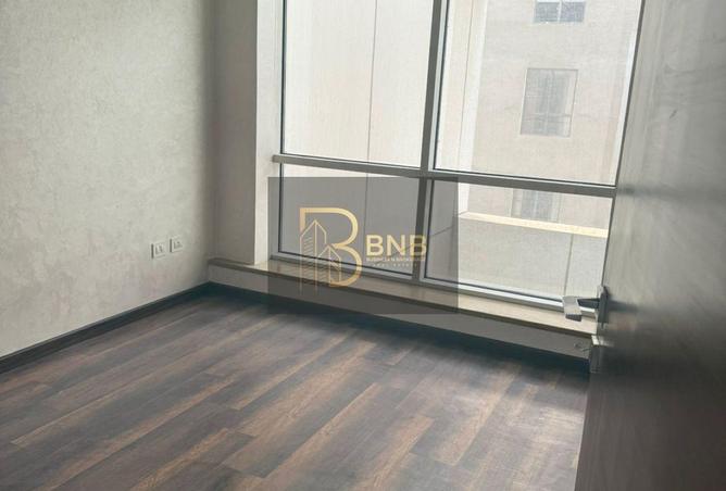 8382043 - Property Image 3