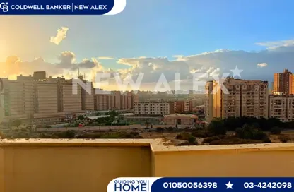 Apartment - 3 Bedrooms - 2 Bathrooms for sale in Al Nasr St. - Smouha - Hay Sharq - Alexandria