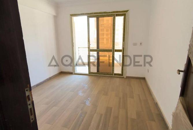 8386008 - Property Image 3