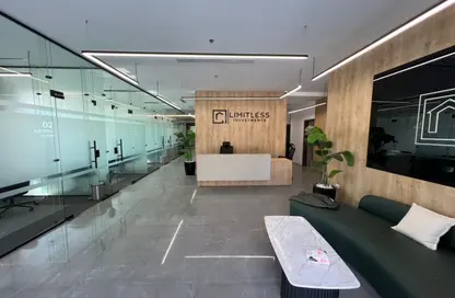 بناية كاملة - استوديو - 4 حمامات للايجار في شارع التسعين الشمالي - التجمع الخامس - مدينة القاهرة الجديدة - القاهرة