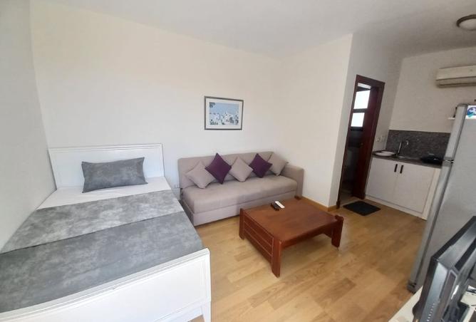 8064065 - Property Image 2