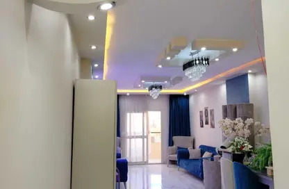 Apartment - 3 Bedrooms - 2 Bathrooms for sale in Al Lebeny Axis - El Mariouteya - Faisal - Hay El Haram - Giza