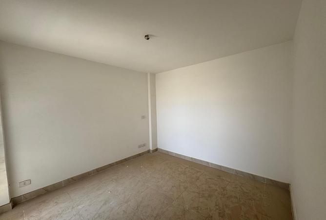 7992239 - Property Image 2