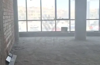 Shop - Studio - 1 Bathroom for sale in North Teseen St. - The 5th Settlement - New Cairo City - Cairo