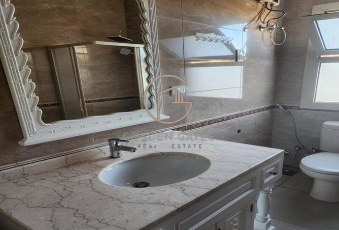 8232293 - Property Image 3