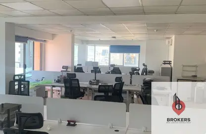 طابق كامل - استوديو - 7 حمامات للايجار في شارع التسعين الجنوبي - التجمع الخامس - مدينة القاهرة الجديدة - القاهرة