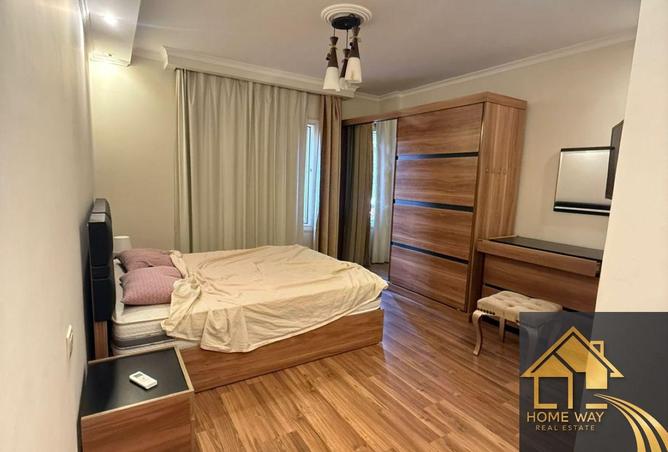 8306643 - Property Image 2