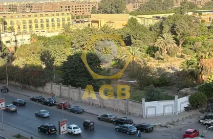 Apartment - 2 Bedrooms - 1 Bathroom for sale in Gesr Al Suez St. - El Hegaz Square - El Nozha - Cairo
