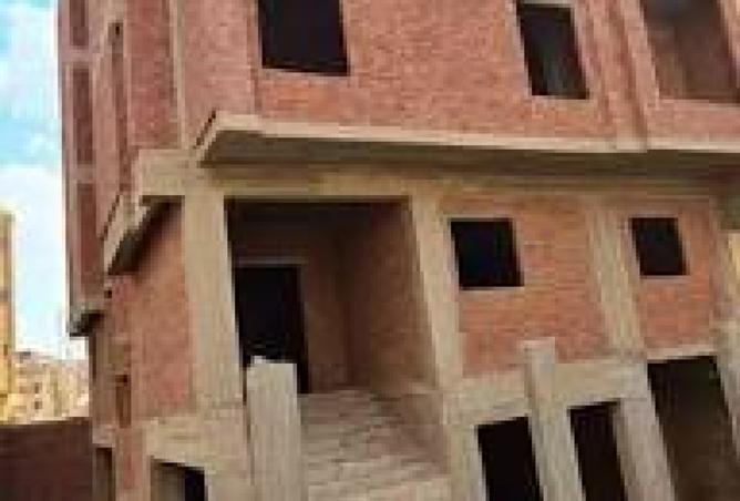 8486300 - Property Image 2