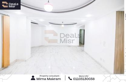 Apartment - 3 Bedrooms - 2 Bathrooms for sale in Al Geish Road - Cleopatra - Hay Sharq - Alexandria