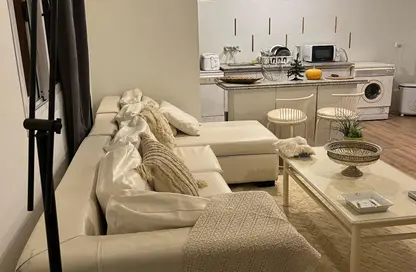 Apartment - 2 Bedrooms - 1 Bathroom for rent in Al Gezira St. - South Investors Area - New Cairo City - Cairo