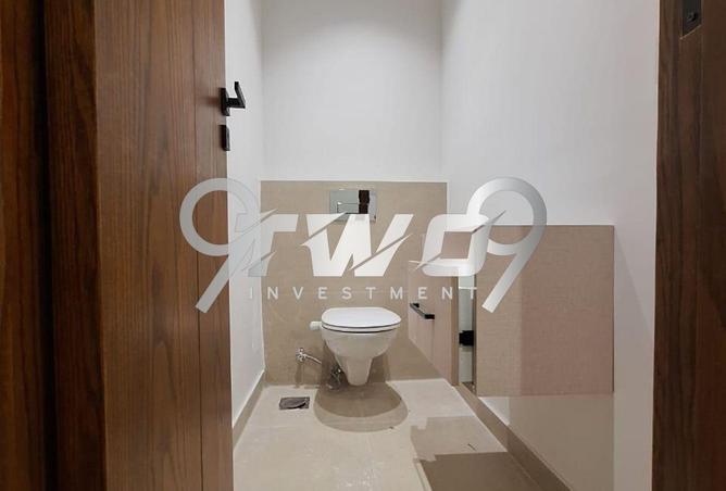 8283400 - Property Image 3