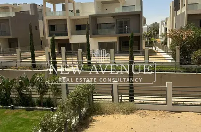 Villa - 4 Bedrooms - 4 Bathrooms for sale in Moon Residences - Fifth Square - The 5th Settlement - New Cairo City - Cairo