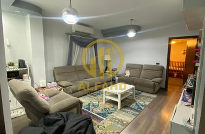 Apartment - 3 Bedrooms - 2 Bathrooms for sale in Doctor Samira Moussa St. - 5th District - Obour City - Qalyubia