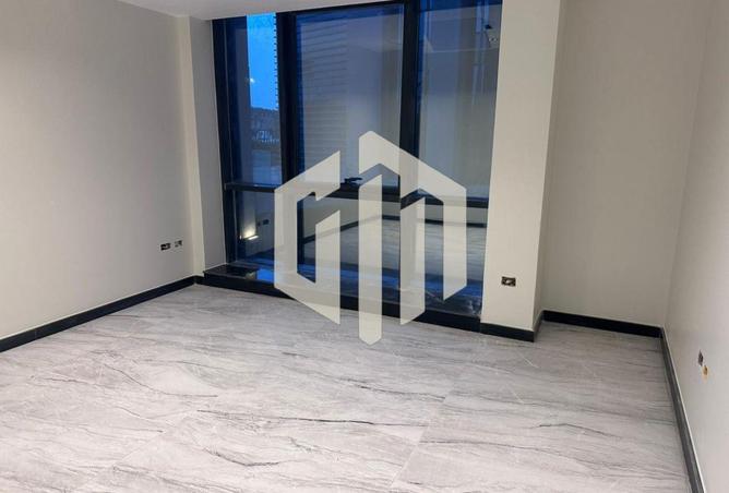 8246261 - Property Image 2