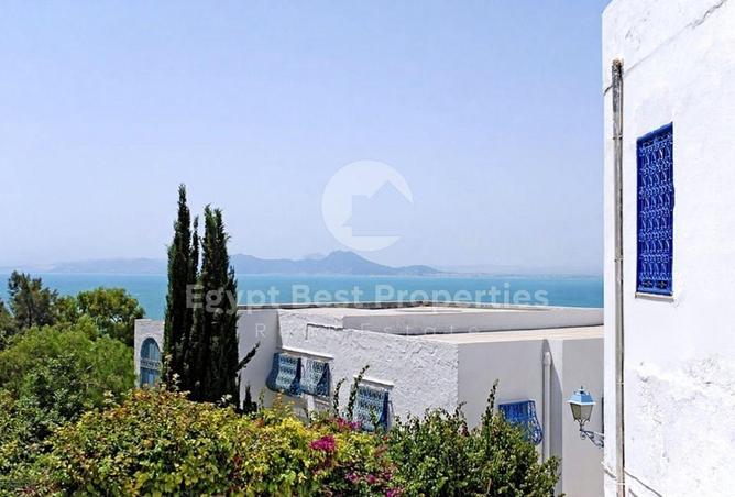 8037989 - Property Image 2