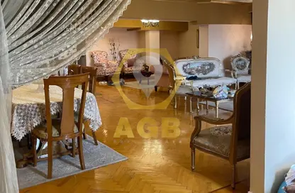 Apartment - 3 Bedrooms - 2 Bathrooms for sale in Ezzat Salama St. - 6th Zone - Nasr City - Cairo