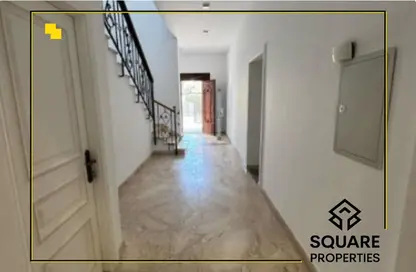 فيلا - 5 غرف نوم - 6 حمامات للايجار في نيو جيزة - طريق مصر اسكندرية الصحراوي - مدينة 6 أكتوبر - الجيزة