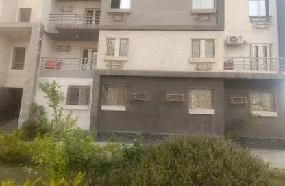 Apartment - 3 Bedrooms - 1 Bathroom for sale in Obour City - Qalyubia