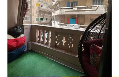 شقة - 3 غرف نوم - 1 حمام للبيع في ميامي - حي اول المنتزة - الاسكندرية